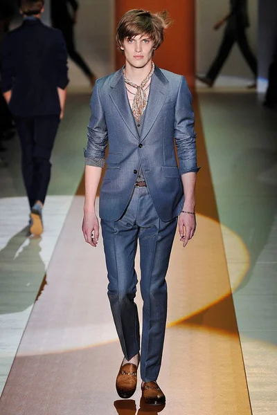 Look 6